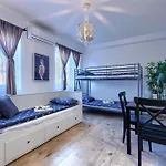 Monte Zaro Hostel *
