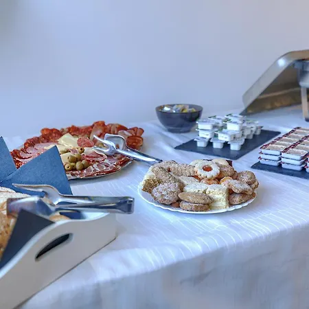 Albergue Monte Zaro *