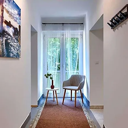 Hostel Monte Zaro