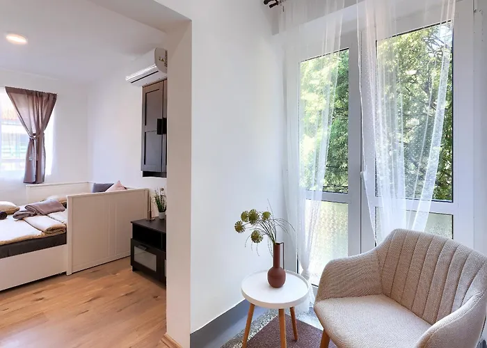 Hostel Monte Zaro Pula